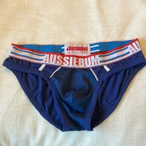 Men’s XL Aussiebum briefs